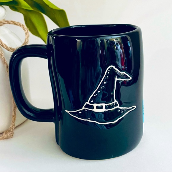Rae Dunn Wicked Witch 🧙🏻 Mug - Picture 2 of 2